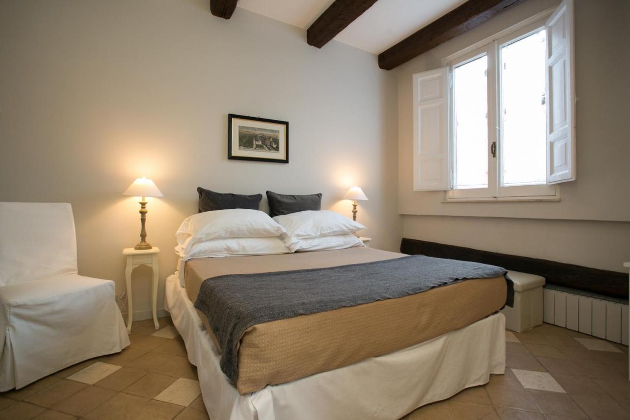 Apartment Your Prestigious Penthouse At The Spanish Steps