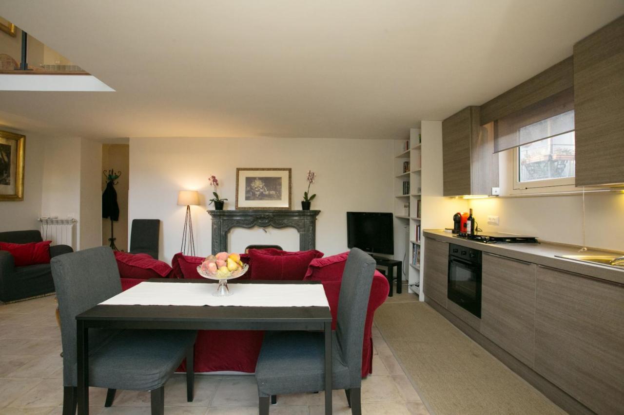 Your Prestigious Penthouse At The Spanish Steps Apartment *
